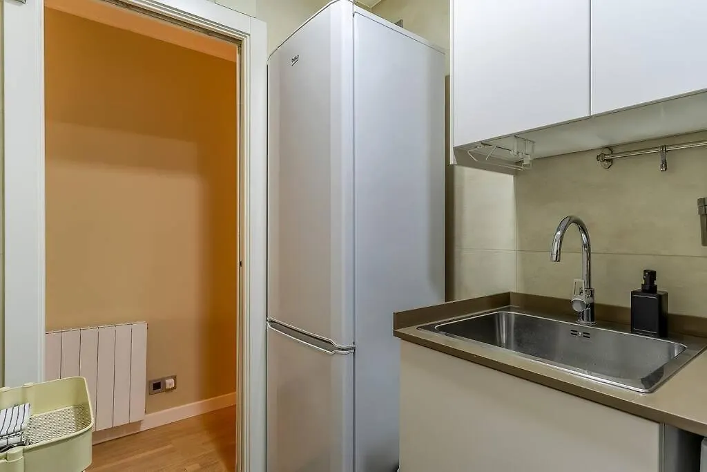 Canela Homes Barcelona Sant Pau Spagna